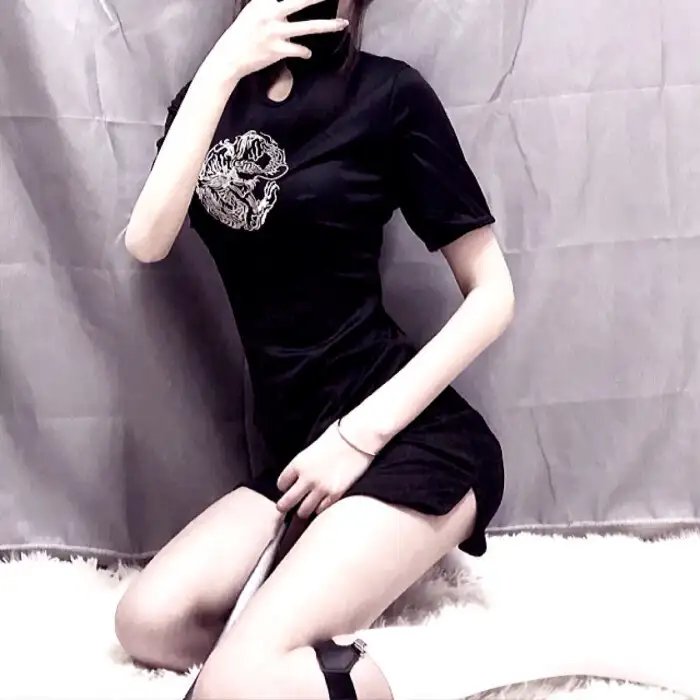 风流女教师海报